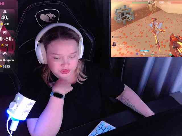 AlinaAdams webcam