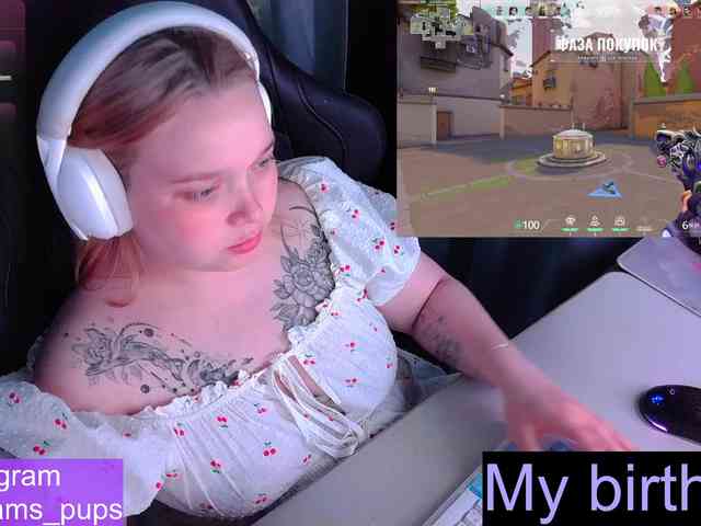 AlinaAdams webcam