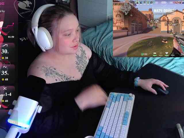 AlinaAdams webcam