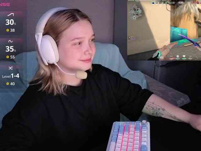 AlinaAdams webcam