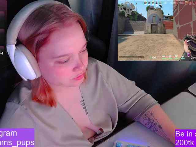 AlinaAdams webcam