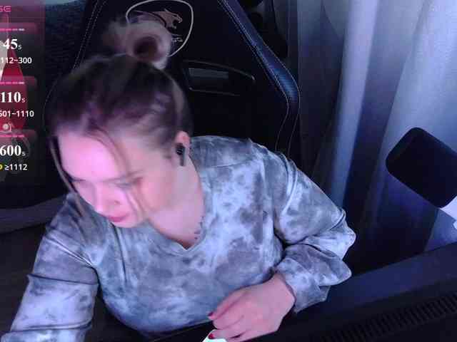 AlinaAdams webcam