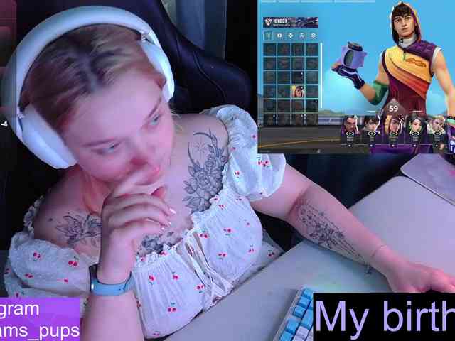 AlinaAdams webcam