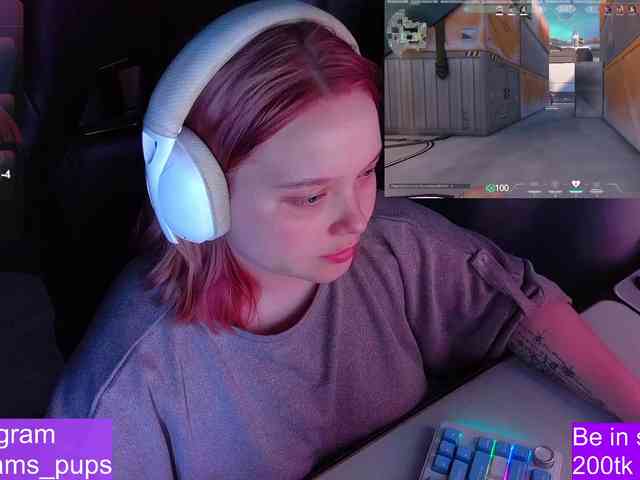 AlinaAdams webcam
