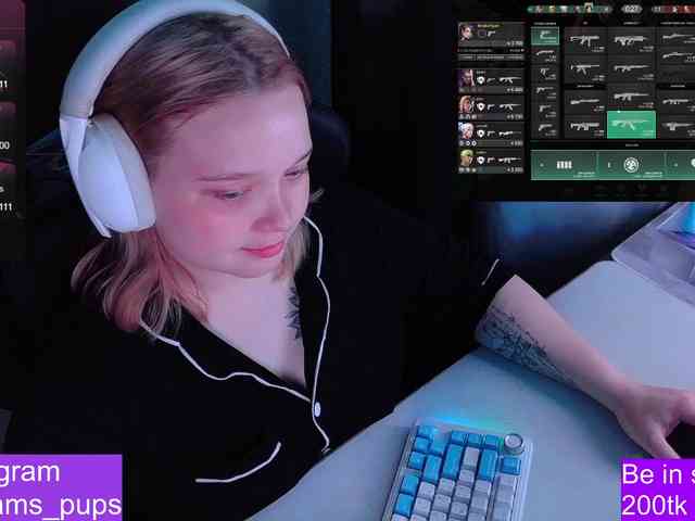 AlinaAdams webcam