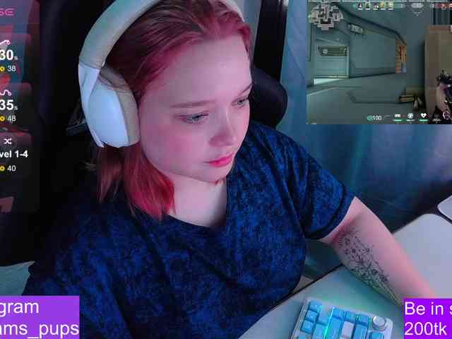 AlinaAdams webcam
