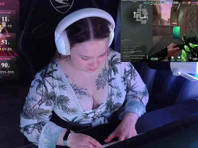 AlinaAdams webcam