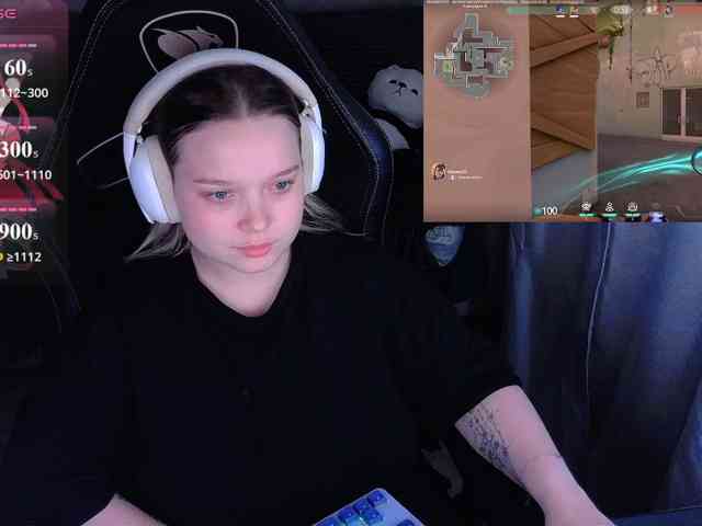 AlinaAdams webcam