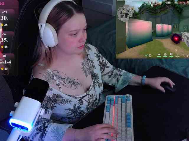 AlinaAdams webcam