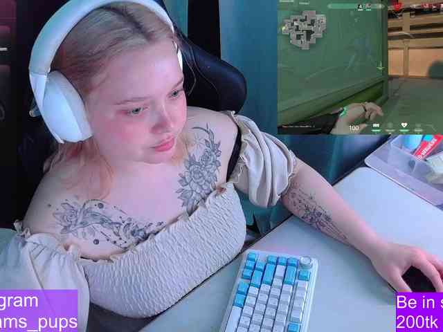 AlinaAdams webcam