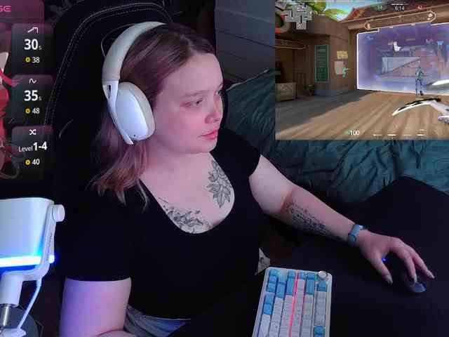 AlinaAdams webcam