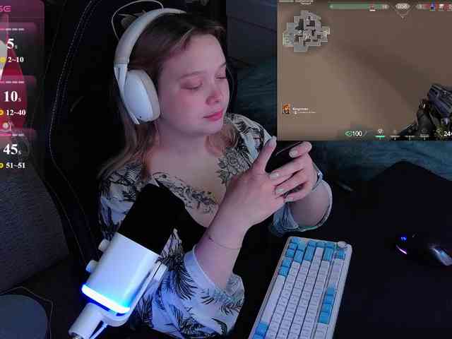 AlinaAdams webcam