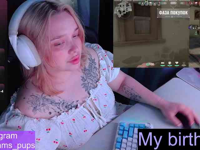 AlinaAdams webcam