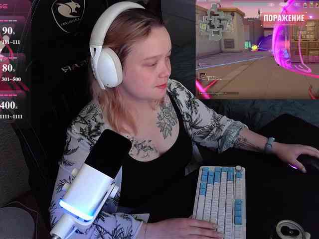 AlinaAdams webcam