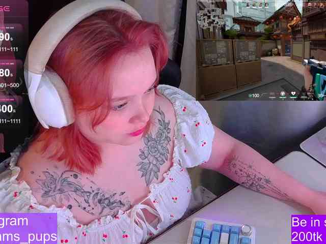 AlinaAdams webcam