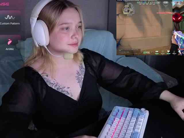 AlinaAdams webcam
