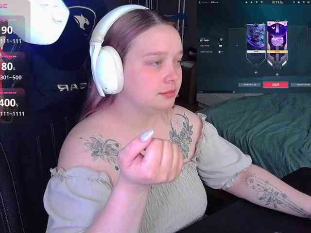 AlinaAdams webcam