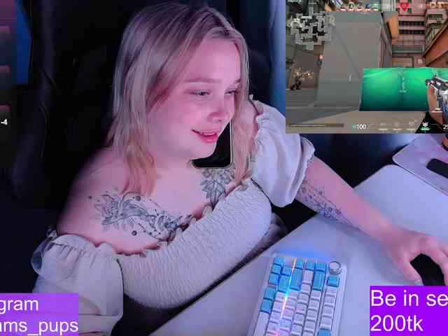 AlinaAdams AlinaAdams