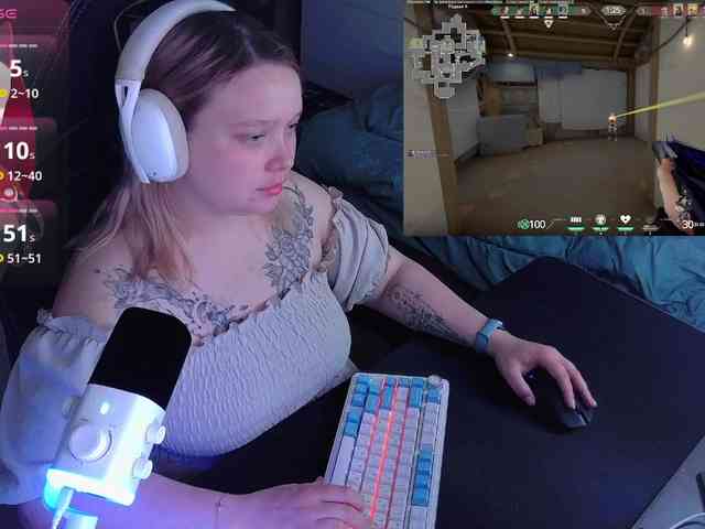 AlinaAdams webcam