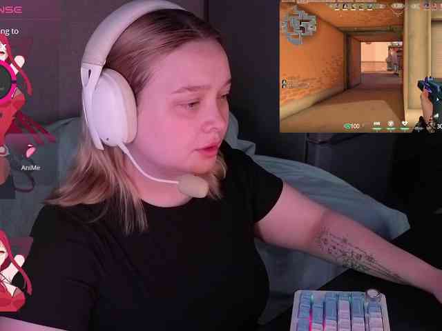 AlinaAdams webcam