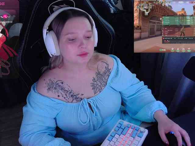 AlinaAdams webcam