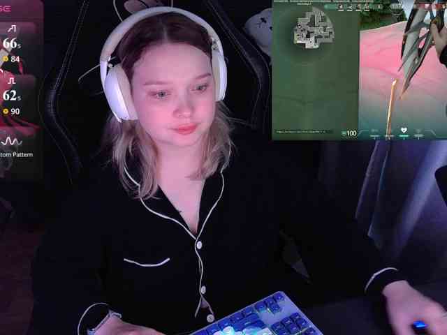 AlinaAdams webcam