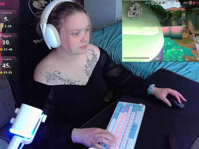 AlinaAdams webcam