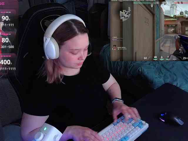 AlinaAdams webcam