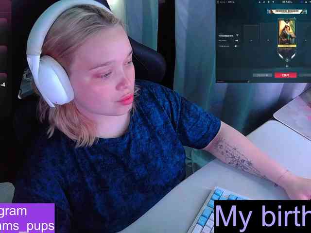 AlinaAdams webcam