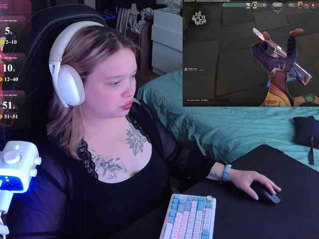 AlinaAdams webcam