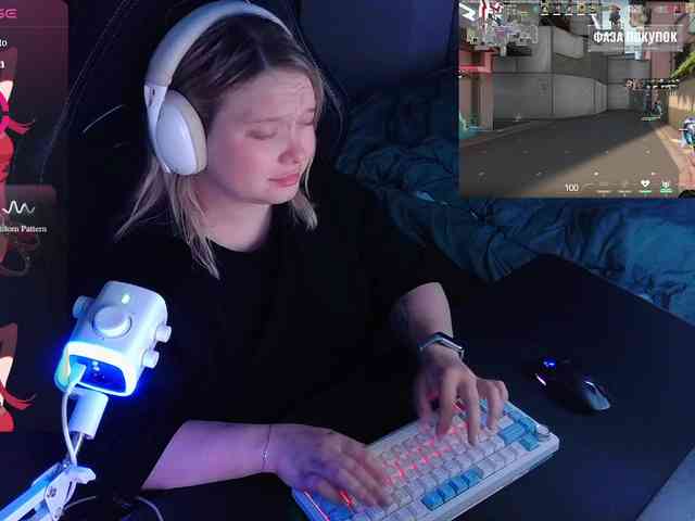 AlinaAdams webcam