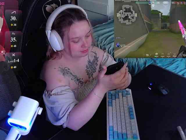 AlinaAdams webcam