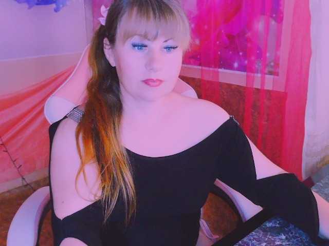 Mifika-1 live webcam show