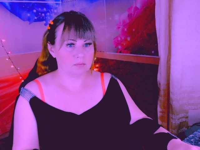 Mifika-1 live cam on BongaCams