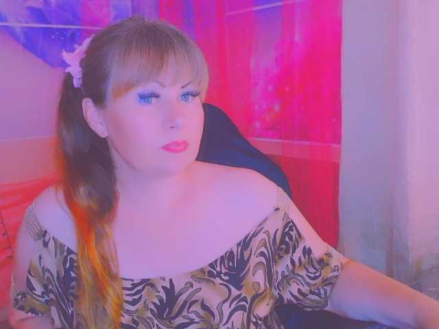 Mifika-1 live cam on BongaCams