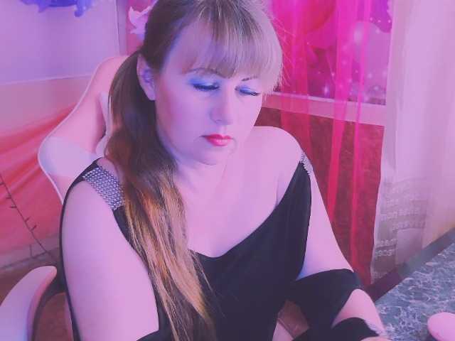 Mifika-1 live webcam show