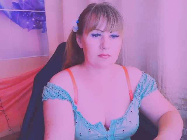 Mifika-1 live cam on BongaCams