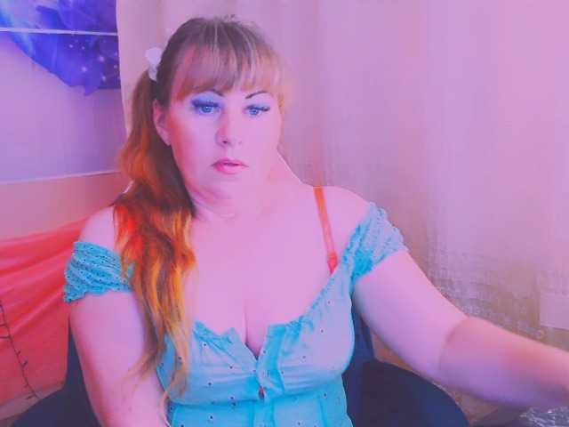 Mifika-1 live cam on BongaCams