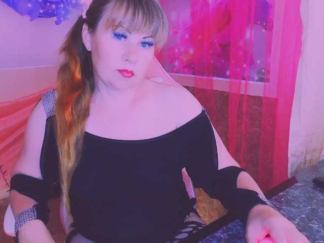 Mifika-1 live cam on BongaCams