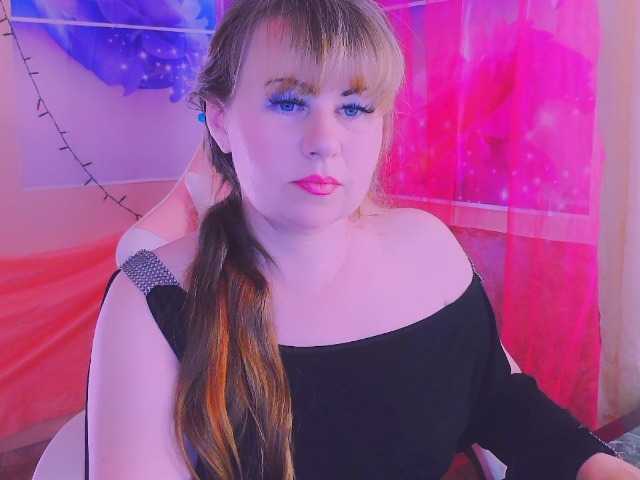 Mifika-1 live cam on BongaCams