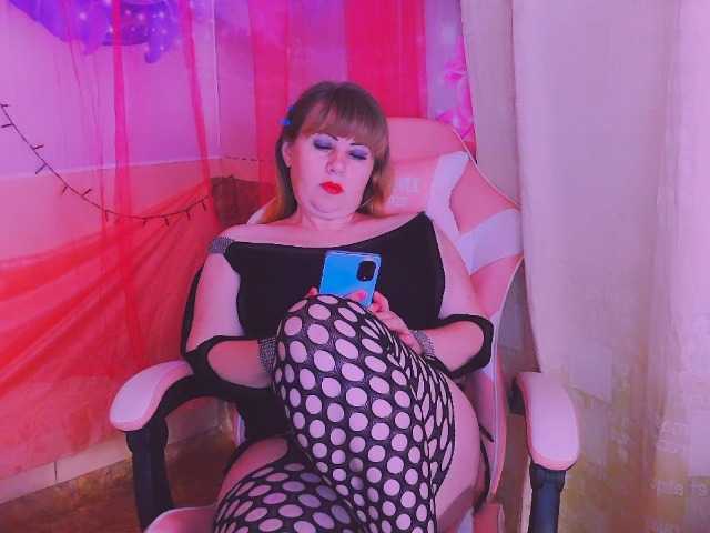 Mifika-1 live cam on BongaCams