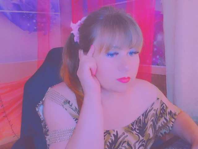 Mifika-1 live cam on BongaCams