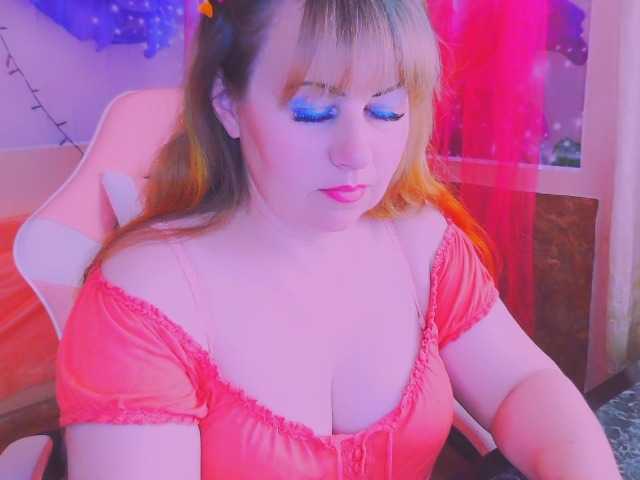 Mifika-1 live cam on BongaCams