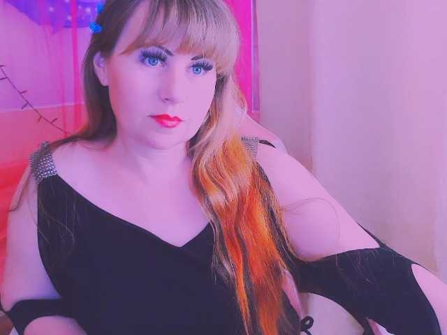 Mifika-1 live cam on BongaCams