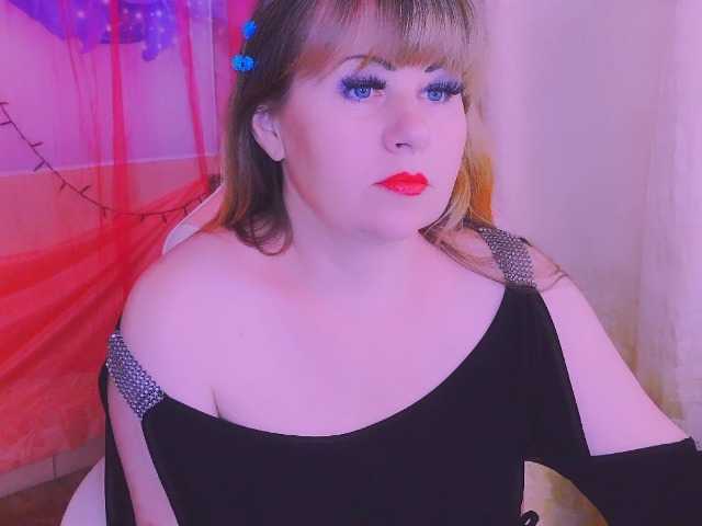Mifika-1 live cam on BongaCams
