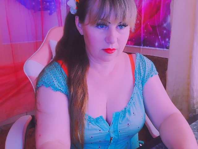 Mifika-1 live cam on BongaCams