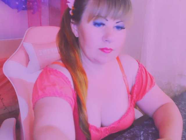 Mifika-1 live cam on BongaCams