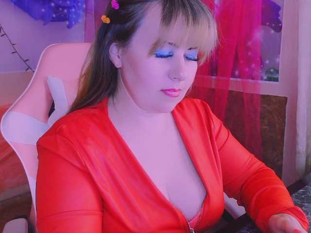 Mifika-1 live cam on BongaCams