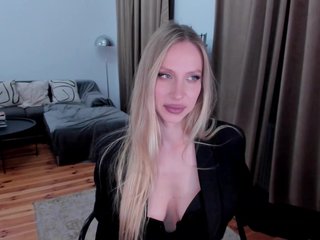 ToxicBlonde Porn Show