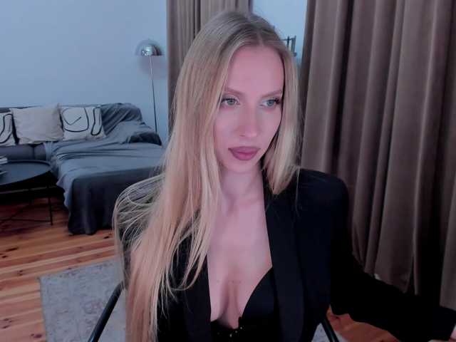 ToxicBlonde live cam on BongaCams